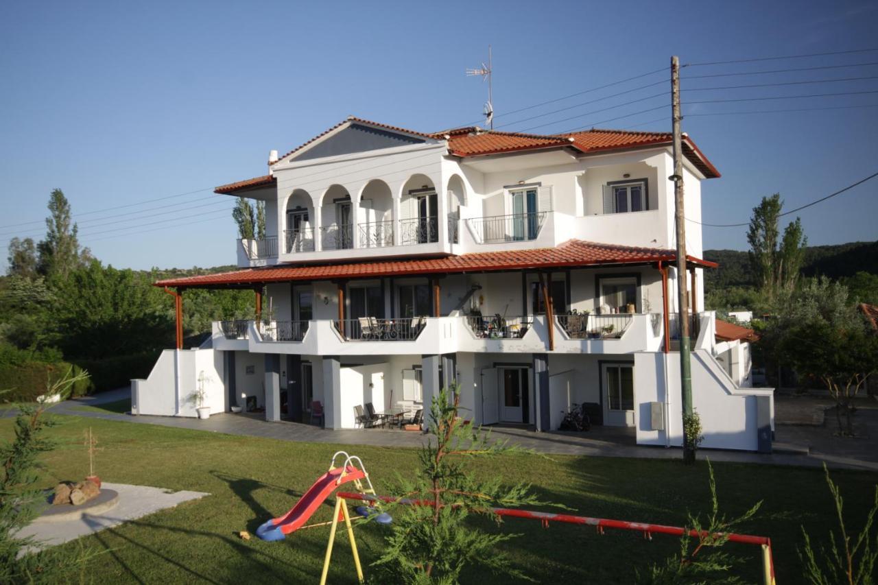 Zephyros Family 2 Apartment *