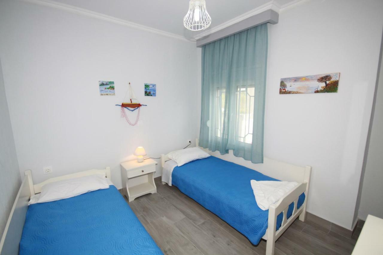 Zephyros Family 2 Apartment *